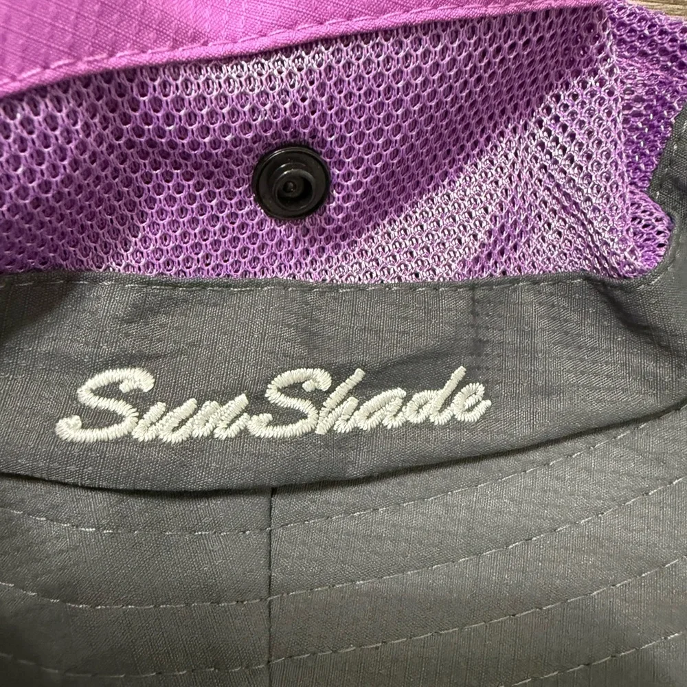 Sunshade (EUC) UV Protection Ponytail Sun Hat in Purple and Gray Size: O/S